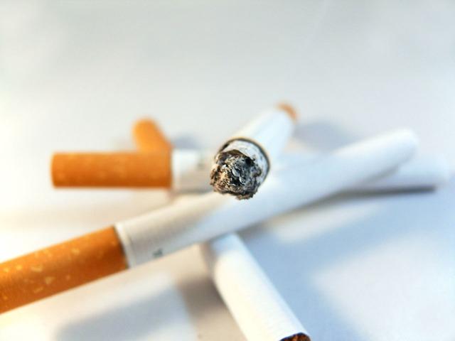 Sprzedaż papierosów i wyrobów tytoniowych przez Internet – czy to legalne